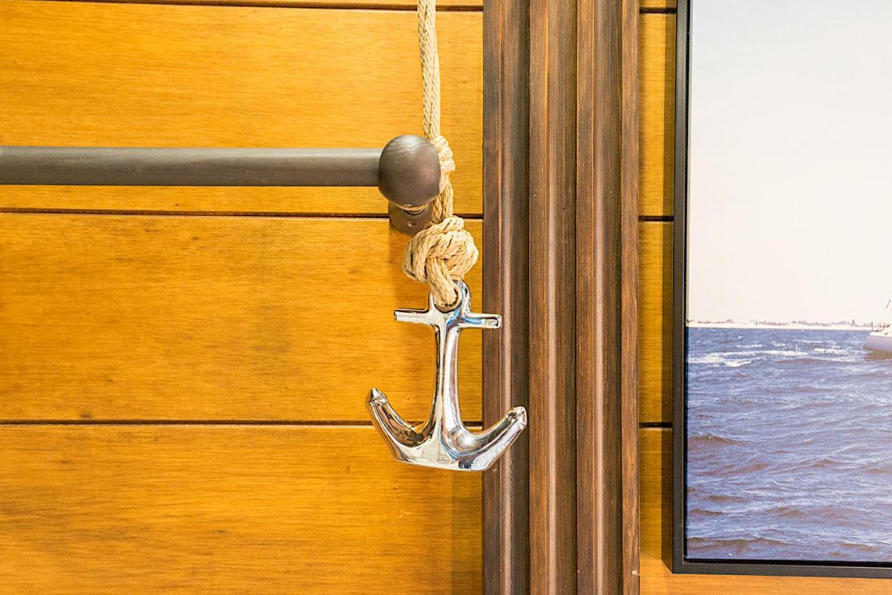 Citycenter Pirates Room, Young People Only مالقة المظهر الخارجي الصورة